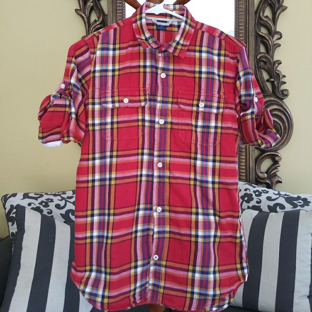 2/$25 GAP boys roll up plaid shirt  Size 12